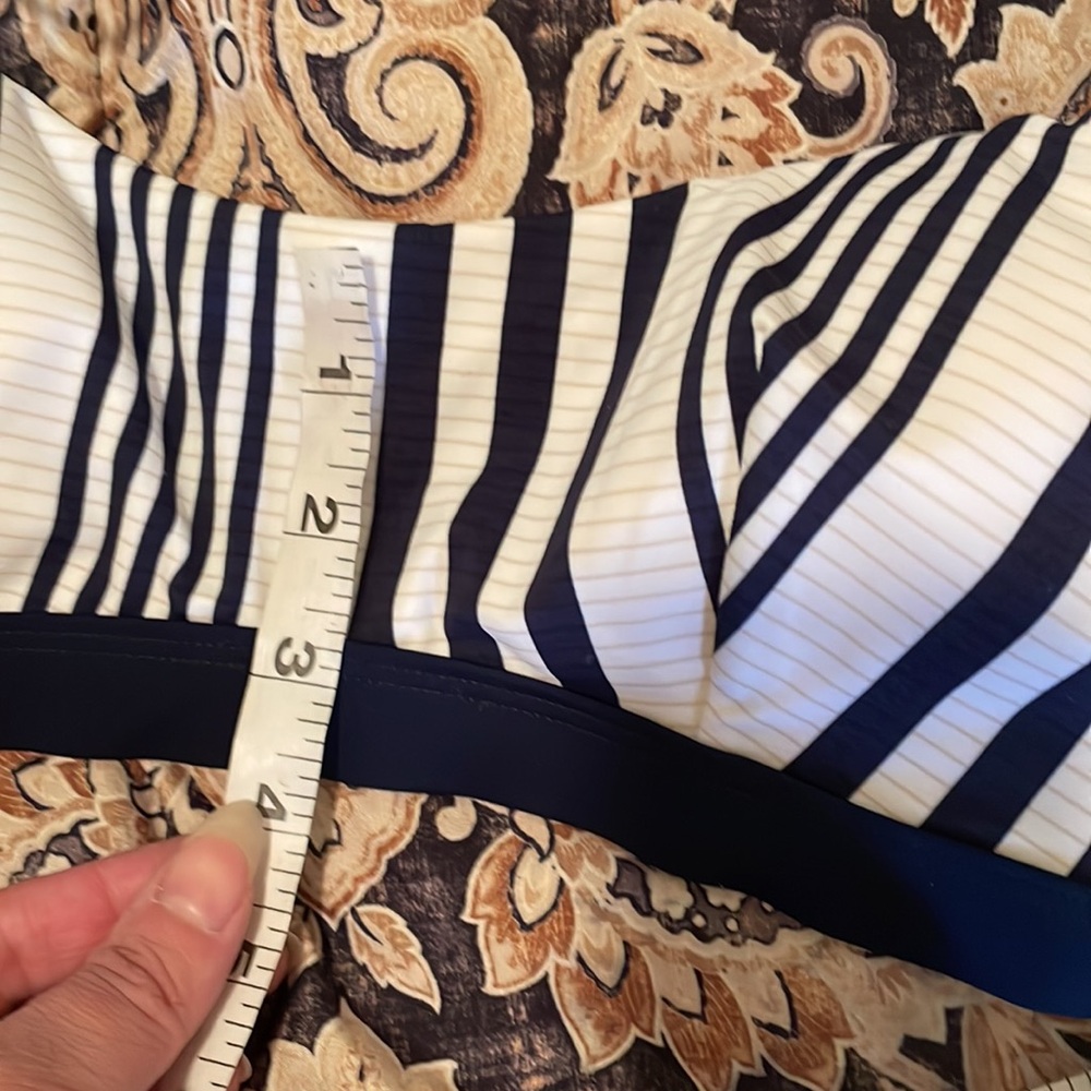 Striped swimsuit - Picture 11 of 13